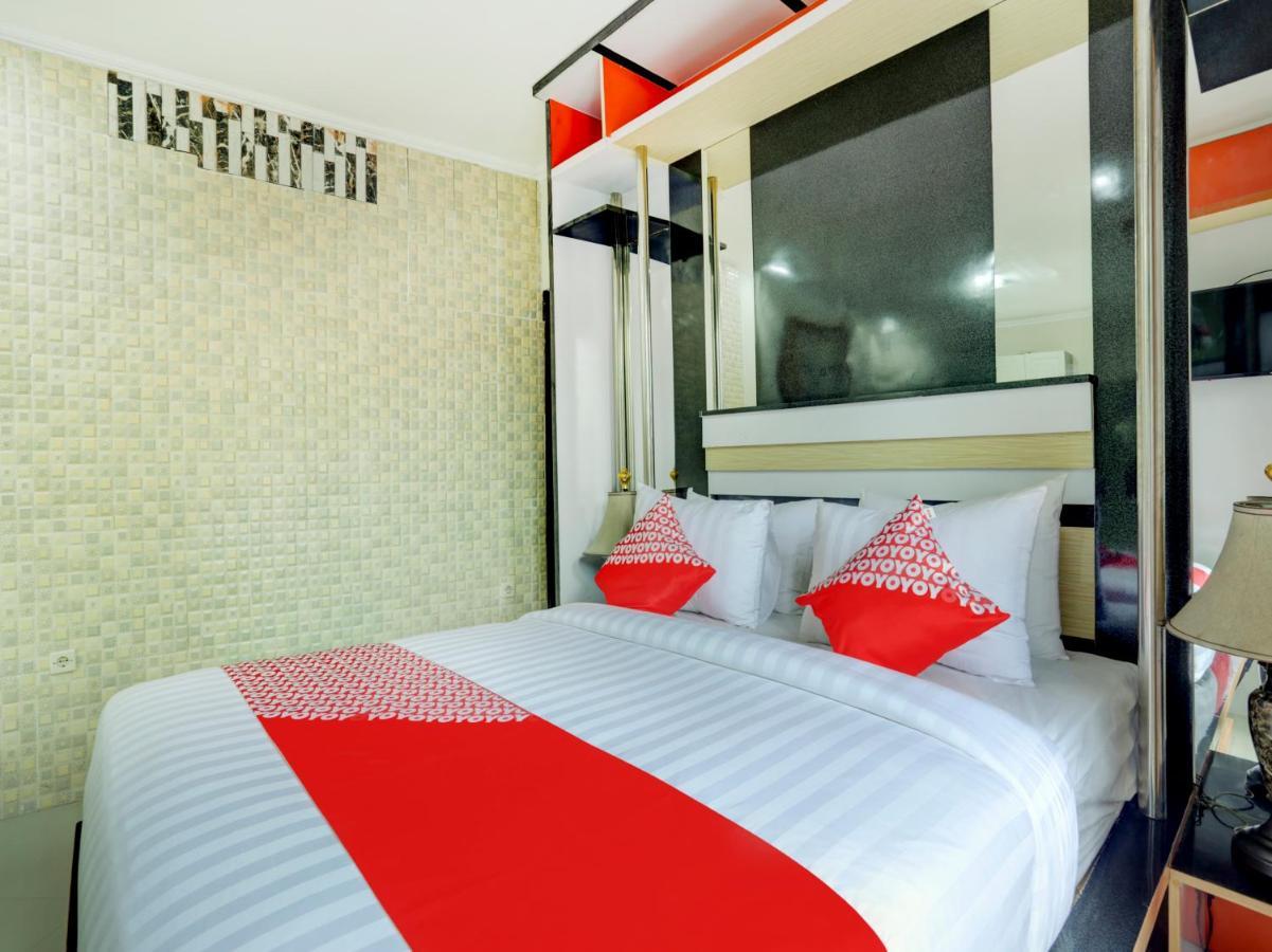 Oyo 90131 Liberty Guest House Sempidi Ngoại thất bức ảnh