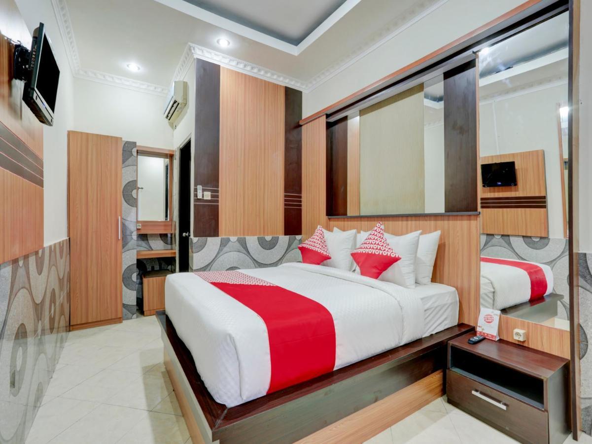 Oyo 90131 Liberty Guest House Sempidi Ngoại thất bức ảnh