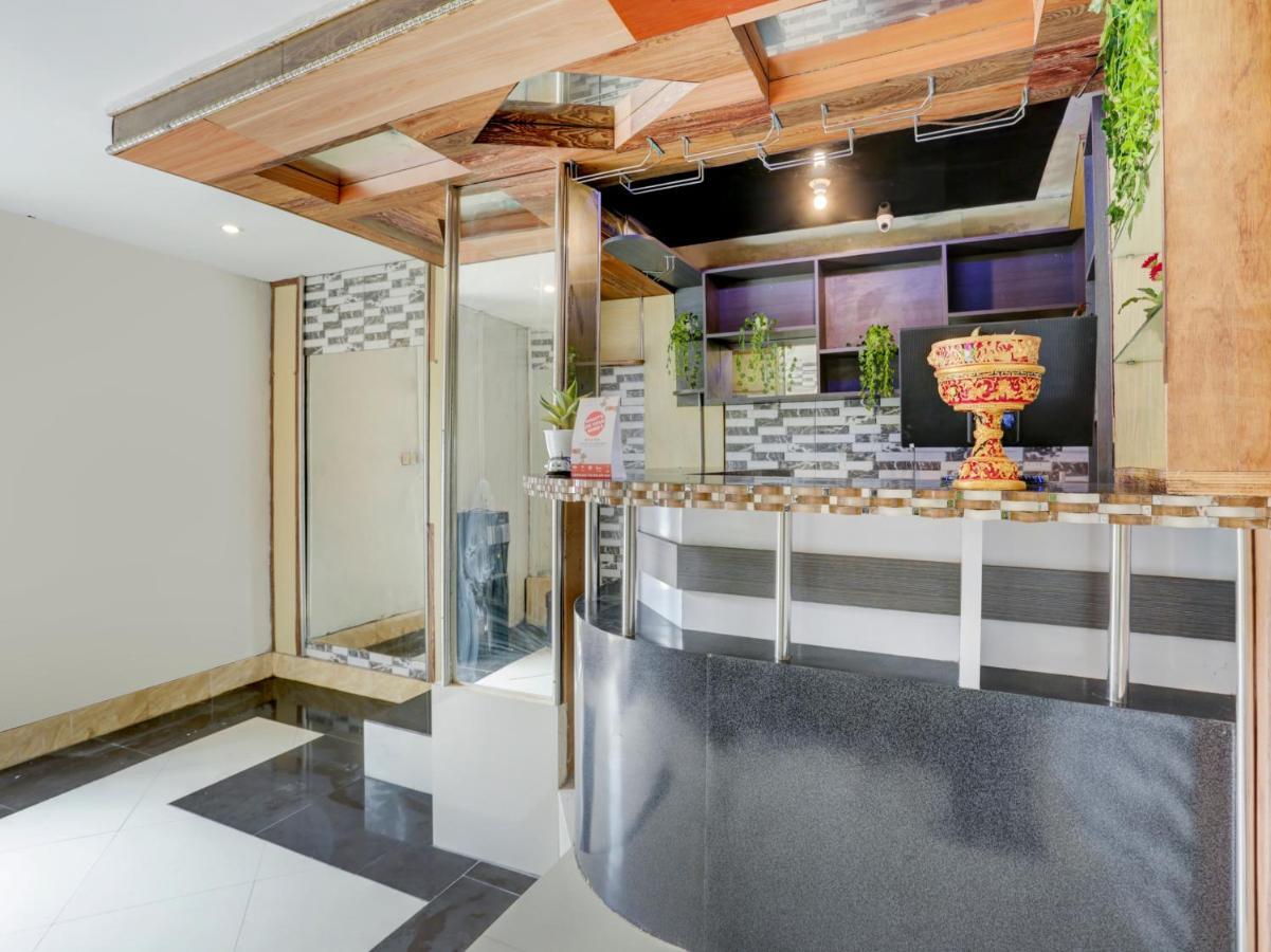 Oyo 90131 Liberty Guest House Sempidi Ngoại thất bức ảnh